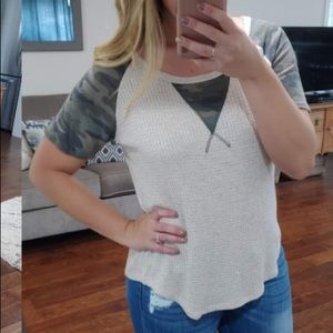 Camo Waffle knit Short Sleeve Top | Large